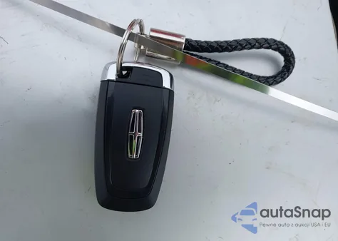 2025 Lincoln Nautilus Black Label z USA, uszkodzony, nr VIN 5LMPJ9JA5SJ914189